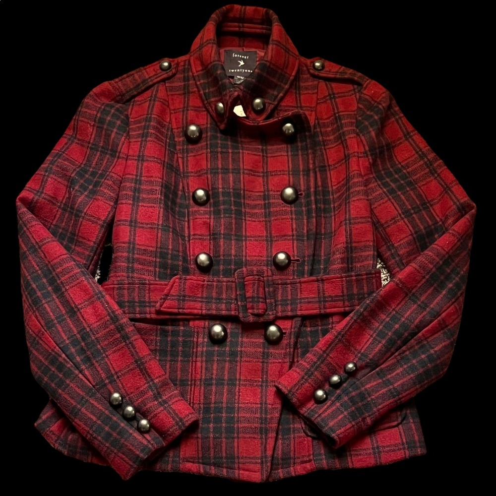 New Forever 21 Twenty One Red and black button up jacket 🧥